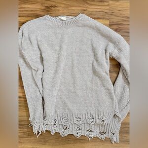 Easel Fringe sweater